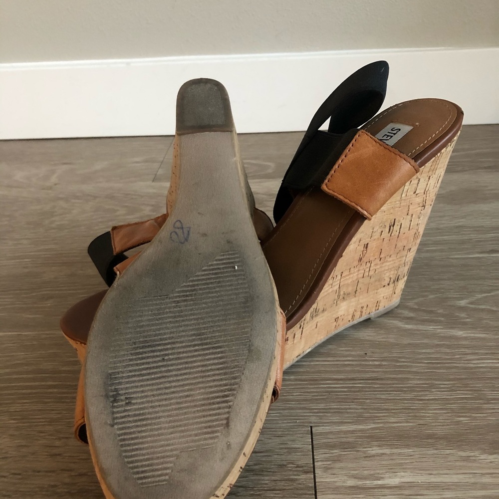Steve Madden Wedge Sandals - Picture 4 of 4